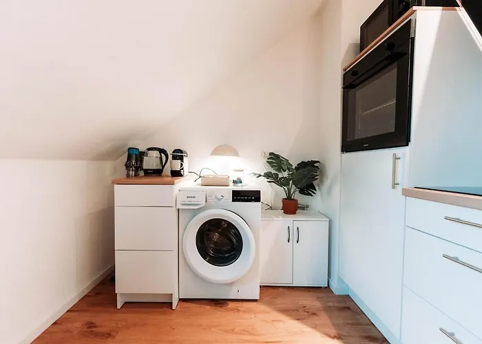 Ruhige Mit Festungsblick Bei Der Hbf 科布倫茨