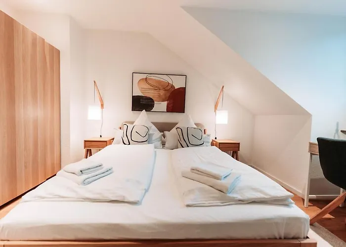 Ruhige Mit Festungsblick Bei Der Hbf *